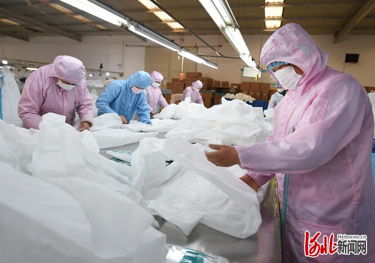 河北省開足馬力加快醫(yī)藥及醫(yī)療器械急需物資生產(chǎn)，全力保障防護(hù)用品供應(yīng)